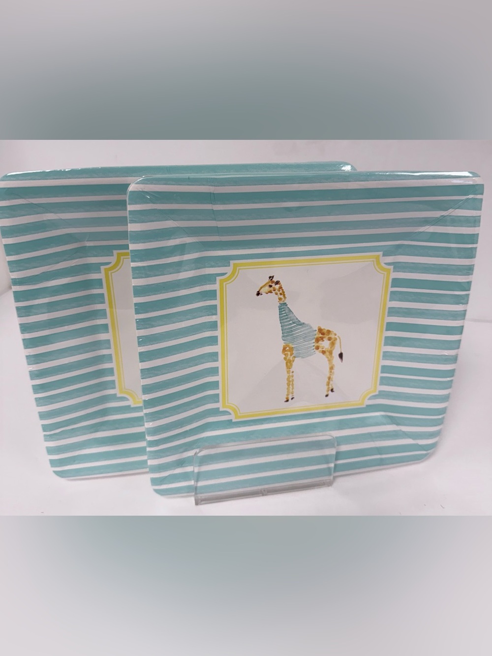 2 Square Salad Paper Plates Boston International 8-Count 7" Giraffe New